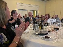 Astek 's Jeff Dey shares his Wallcoverings insights with editors from  @interiordesign and @metropolis #wallcoveringswednesday #wamediatourNY