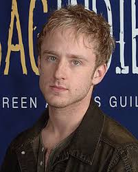 Warren Worthington III — Wikipédia