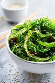 Pueden causar repelús si nos rozamos con ellas al nadar en el mar, pero. Alga Wakame Propiedades Y Recetas Oriental Market
