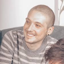 Here's why I'm running 500km+ in 2025 dressed as a giant ballbag 🍒👇 ✓ To  break the stigma of talking about our testicles ✓ To get men checking  themselves once a month