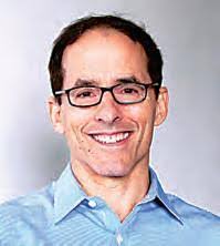 Robin Stucker's Instagram, Twitter & Facebook