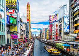 Although the present structure is a 1931 concrete reconstruction (refurbished in 1997), it's nonetheless quite a sight, looming dramatically over the surrounding. Osaka Weather Best Time To Visit If You Can T Come Now When Should You Live Japan Travel Guide