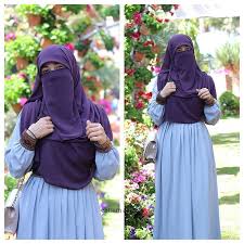 S A M إبتسام القاضي On Instagram تفاصيل ال Outfit قماشه الدريس سوفت اللون درجه من درجات الجراي اللي ه Arab Girls Hijab Muslim Girls Modern Hijab Fashion