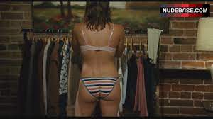 Jessica Biel Hot in Bra and Panties – I Now Pronounce You Chuck And Larry  (1:11) | NudeBase.com