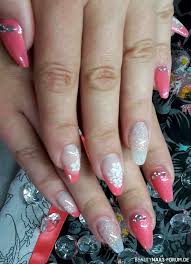 Bzw was hätte das für folgen?? 50 Nageldesign Mit Steinchen Strasssteinchen Bilder 2021