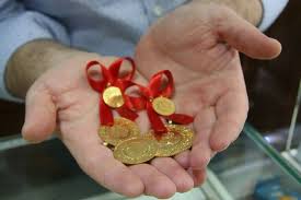 .2021 altin fi̇yatlari 22 ayar bilezik çeyrek altın gram altın dolar euro, canlı altın fiyatı merhaba arkadaşlar bu videomuzda sizlere günlük gram altın çeyrek altın yarım altın tam altın. 1 Ocak Altin Fiyatlari Yukseliste Bugun Ceyrek Altin Gram Altin Fiyatlari Canli Rize Haber Rize Haberleri Caykur Rizespor Rizespor Haberleri Caykur Rizede Haber Karadeniz 53 Rize Cay Haber Rize Guncel Haber Olay
