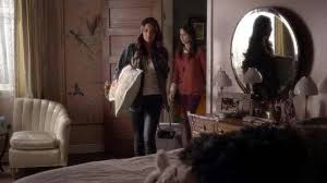 Pretty Little Liars Interior Design Alison Dilaurentis Bedroom Pretty Little Liars Bean Bag Chair Design