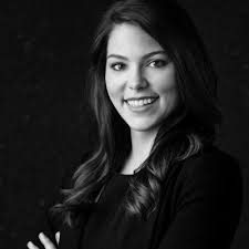 Laura Nowlin (@laura_Nowl)