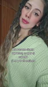 Retoque y Corte de Cabello al Estilo Rapunzel