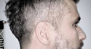 A hairstyle, hairdo, or haircut refers to the styling of hair, usually on the human scalp. Bruno Gagliasso Tatua Nome Do Filho No Pescoco Pernambuco R7 Folha De Pernambuco