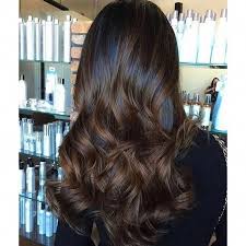 These Balayage Highlights On Short Hair Really Are Stunning Balayagehighlightsonshorthair Beliage Hair Baliage Hair Brunette Hair Color