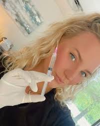 GINGER GREGORY LME (@skin_with_ging) • Instagram photos and videos