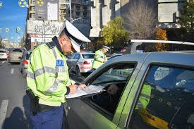 Senatul a adoptat luni un proiect legislativ prin care conducătorii de autovehicule vor putea cere reducerea perioadei de suspendare a permisului în anumite. PoliÈia RutierÄ Ce Faci DacÄ A Trecut Perioada De Suspendare A Permisului