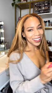 What's the difference between a regular dermaplaning blade and the Michael  Todd Sonicsmooth Pro+? Michael Todd Beauty #michaeltodd #michaeltoddbeauty  #dermaplaning