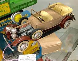 Sold Hubley Scale Models 1930 Packard Build From Metal Kit See In Case 40 Sold Antique Mall Metal Model Kits Hubley