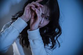 パニック障害の人に言ってはいけない言葉！ポイントを学んで正しくサポート | 【公式】新宿うるおいこころのクリニック |  新宿の心療内科・精神科[東京新宿駅徒歩3分]