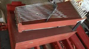 Alat musik arbab sendiri dibuat dari bahan kelapa yaitu bagian tempurungnya, sedangkan pada bagian dawai geseknya mengunakan serat rotan ataupun juga kayu. Alat Musik Gamelan Sejarah Pengertian Macam Jenisnya