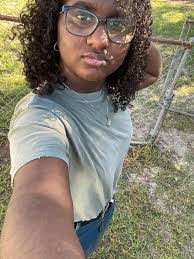 Cecilia Summers's Instagram, Twitter & Facebook