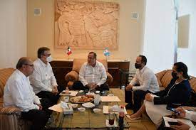 Ebrard is the son of architect marcelo ebrard maure and marcela casaubon (french jewish lineage). Hsndgf89gxphm