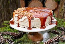 Gateau Aux Carottes Et Au Caramel A La Fleur De Sel Desserts Carrot Cake Food
