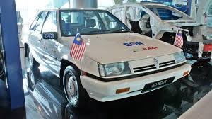 Rekabentuk belakang proton saga (2019) juga berubah, terutama pada bahagian bawah bampar dan logo diubah kepada abjad p r o t o n. 4 Sebab Mengapa Proton Saga Boleh Menjadi Kereta Paling Laris Di Malaysia Wapcar