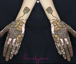 Henna Is A Celebration On Its Own Radiating Positive Vibes Everywhere Henna Designs Hand Henna Best Mehndi Designs