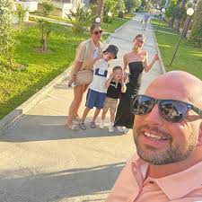 Ashley Ormond (@ashley.ormond) • Facebook, Connect with friends