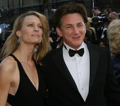 Criminal intent star vincent d'onofrio. As Robin Wright Weds Sean Penn Girlfriend 26 Hit Beach