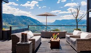 Hotel In Dorf Tirol Bei Meran 4 Sterne Hotel In Sudtirol Hotel Sudtirol Dorf Tirol Sudtirol Urlaub