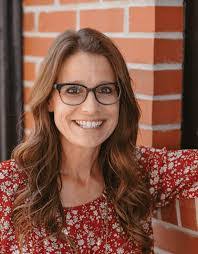 Natalie Kirsch's Instagram, Twitter & Facebook