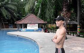 Tempat wisata yang bertema alam, rekreatif, mendidik dan tentu saja menyenangkan. Waterboom Mirah Fantasia Banyuwangi