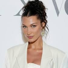 Check spelling or type a new query. Stars Ungeschminkt Jennifer Lopez Bella Hadid Und Co Zelebrieren Den No Make Up Look Vogue Germany