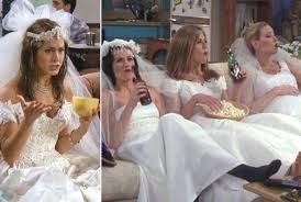 Hey Jennifer Aniston Here S Some Wedding Dress Inspiration Courtesy Of Rachel Green Funny Wedding Dresses Green Wedding Dresses Wedding Dress Photoshoot