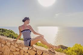 If you choose waxing as your hair removal, you need to stay committed. How To Pick The Right Leg Or Bikini Wax This Summer