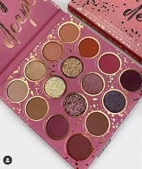 Swatches New Ulta Exclusive Eyeshadowpalette The Truly Madly Deeply Palette By Colourpopcosmetics In Ulta Makeup Beauty Book New Eyeshadow Palettes