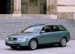 Katalog 1998 Audi A4 Avant Veiculos