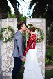 30 Dreamy Wedding Dresses Not In White That Your Ll Fall In Love With Nontraditional Wedding Dress Dreamy Wedding Dress Traditional Wedding Dresses