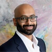 1900+ perfiles de «Ranil»