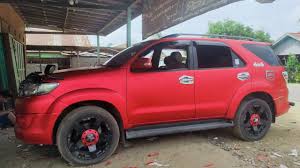 Sebelum klik beli, mohon kontak 082297989989 untuk menentukan request warna yang diinginkan 2. Wrapping Stiker Mobil Fortuner Hitam Ke Merah Metalik Dop Wrap Car Cutting Sticker Youtube