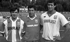 Lucescu si iordanescu au un istoric aparte de pe vremea cand cei doi jucau si antrenau pentru rivalele de moarte, steaua si dinamo. Video Golul Care Va RÄƒmane Pentru Totdeauna In Istoria Derby Urilor Steaua Dinamo Ce FazÄƒ Reusea Mircea Lucescu In 1974