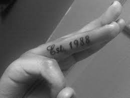 Birth Year Tattoo Designs For Men Finger Tattoo Finger Tattoos Tattoos Pattern Tattoo