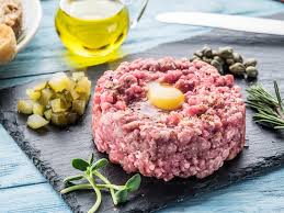 Imagen de bait dal ghet, livigno: Differenze Fra Tartare E Battuta Al Coltello Ce Ne Sono Davvero Carni Sostenibili