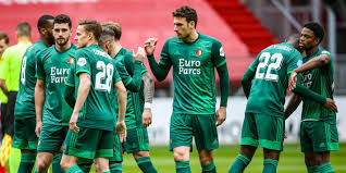 Catch the latest fc utrecht and feyenoord news and find up to date football standings, results, top scorers and previous winners. Feyenoord Hervindt Aansluiting Na Nipte Overwinning Op Utrecht