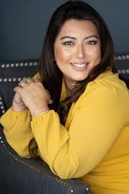 Terri Simon's Instagram, Twitter & Facebook