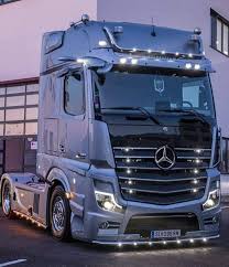 Pin Von Neel Frigo Transport Auf Actros Lkws Rc Lkw Lkw