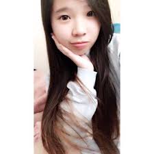 Nancy Quach (@oxobubblesox)