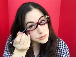 Doing this makes for an easier and more seamless application. These Makeup Readers Make It Possible To Put On Makeup While Wearing Glasses Glamour