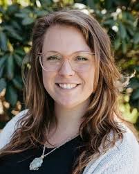 Lauren Richey's Instagram, Twitter & Facebook