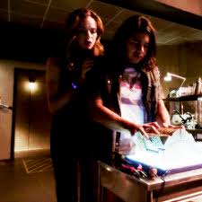 The Flash Season 9 Predictions: Cisco Returns, Westallen Family, New  Speedsters | Den Of Geek