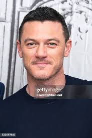 242 Mike Evans (Actor) Stock Photos, High-Res Pictures, and Images